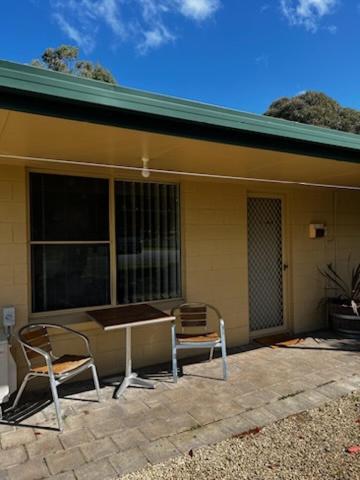 Penola Coonawarra Caravan Park Extérieur photo